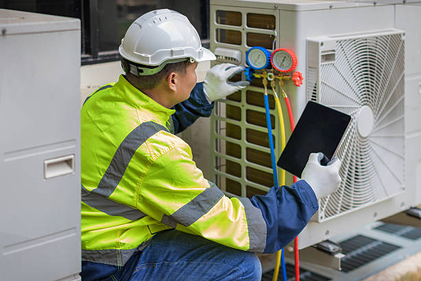 Professional Ductwork Repair technician working in Newtonville, NY
